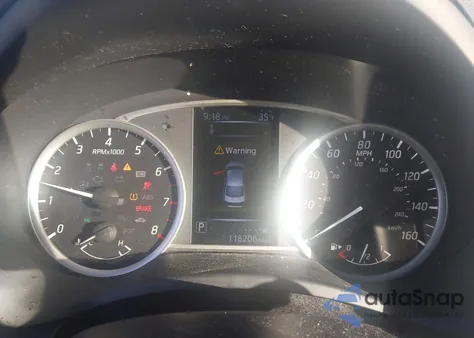 2018 Nissan Sentra S из США, поврежденный, VIN 3N1AB7AP2JY215425